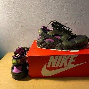 Women Nike air huarache run